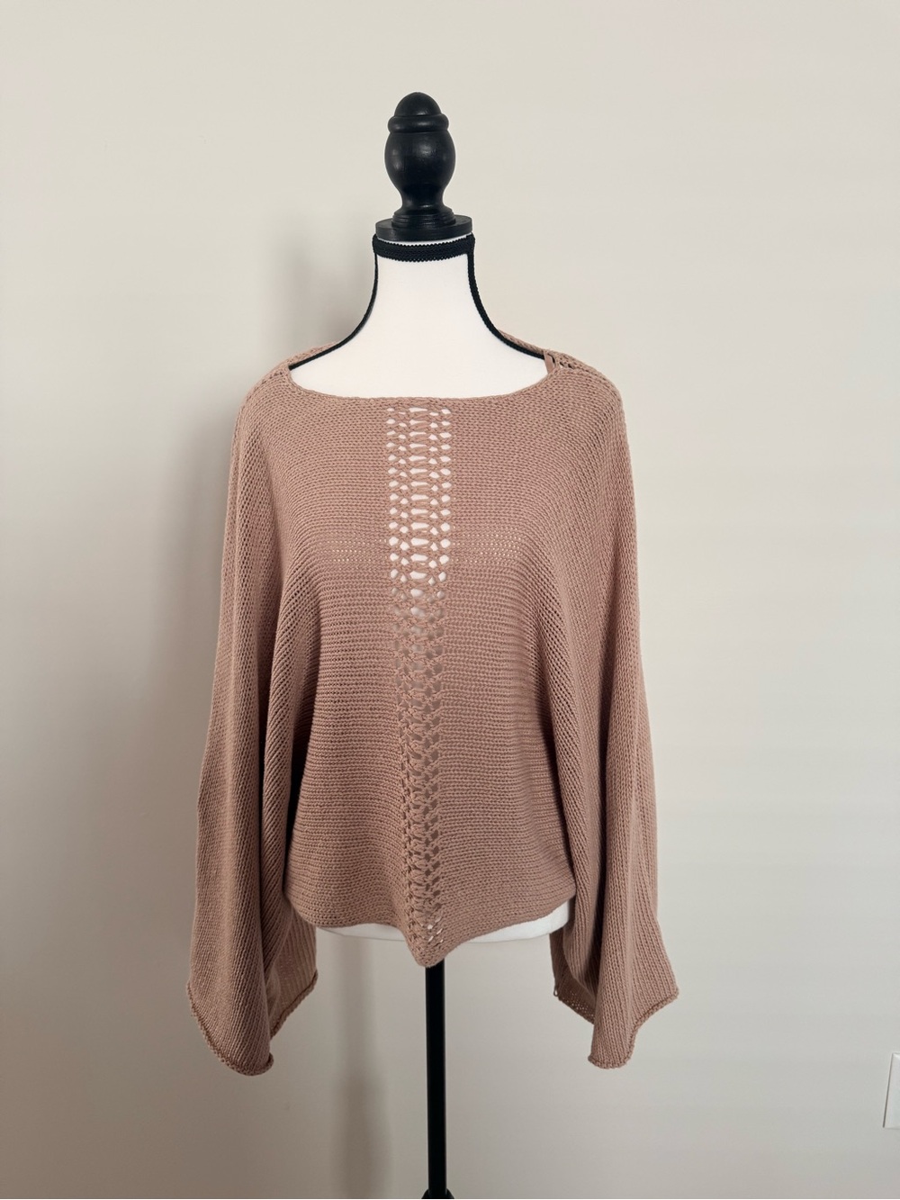 Willie Smith Knit Open-Stitch Women's Sweater